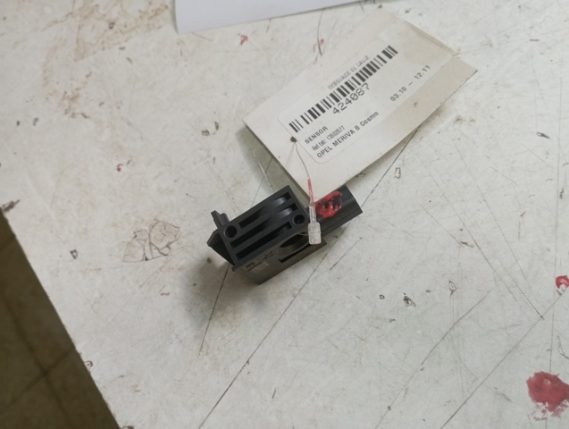 OPEL 13502577 Sensor de airbag delantero  en stock Salamanca