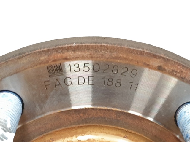 GM 13502829 Buje de rueda delantero comprar Barcelona