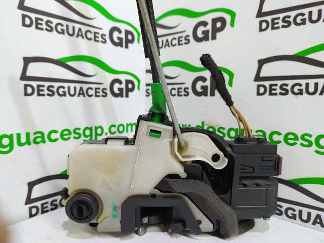 13503808 Cerradura de la puerta trasera derecha comprar Girona