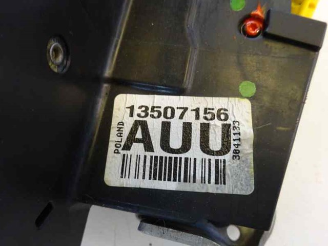 Cerradura de puerta delantera izquierda Opel Astra  ()