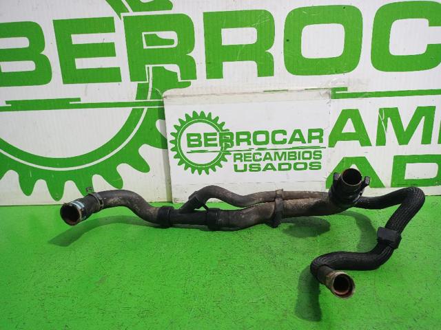 Manguera de radiador arriba 1351V8 PEUGEOT