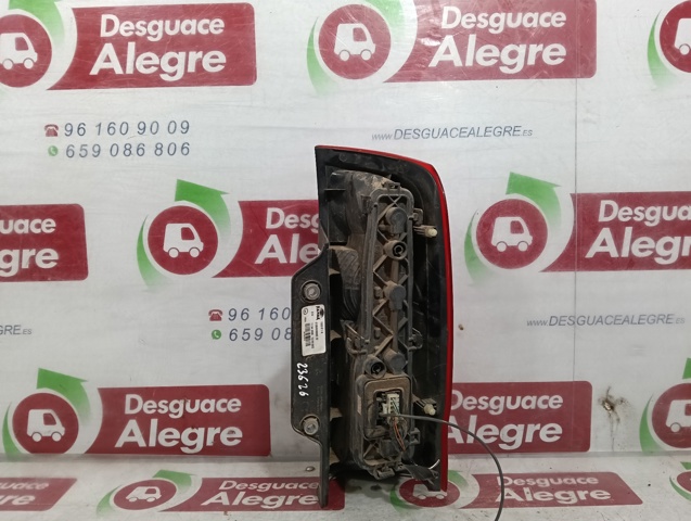 1353206080 Piloto trasero izquierdo  disponible Málaga