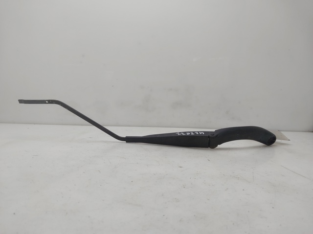 Brazo del limpiaparabrisas lavado de parabrisas Fiat Fiorino  (2008-2026)