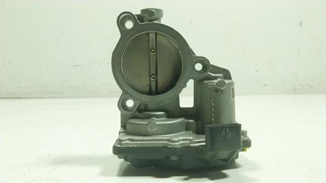 BMW 13547618838 Cuerpo de aceleración completo  disponible España