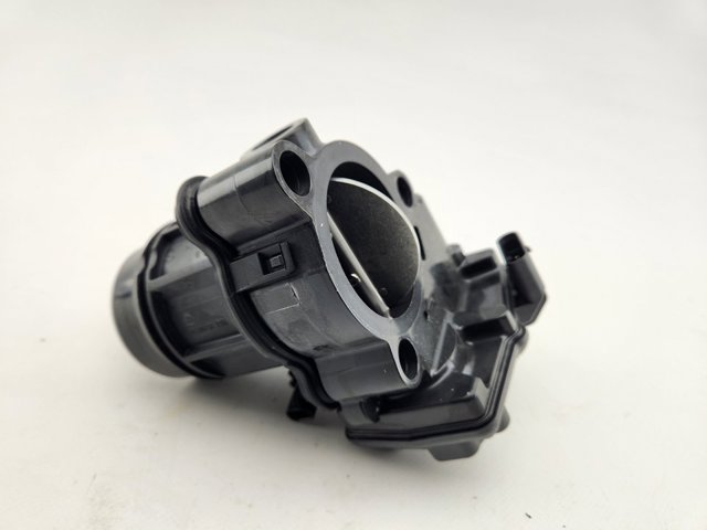 13548512452 BMW Cuerpo de aceleración completo  comprar en Oviedo