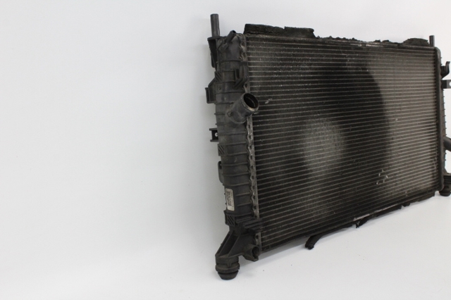 1357325 FORD Radiador de refrigeración del motor  disponible Alicante