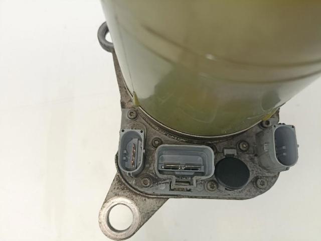 1357374 Bomba de dirección asistida  disponible Utrera