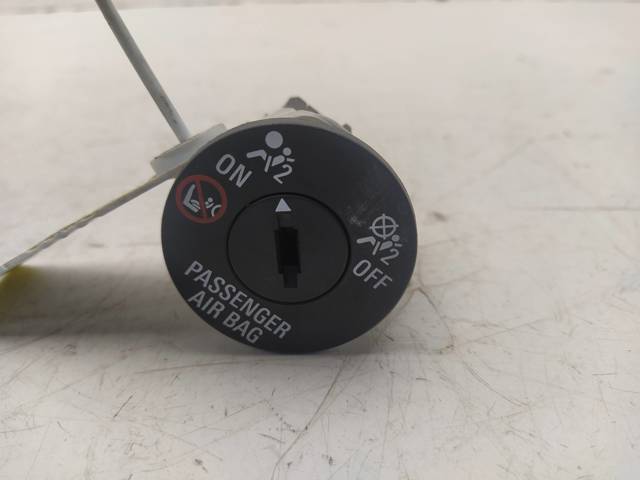 OPEL 13577258 Botón de desactivación del airbag comprar Barcelona