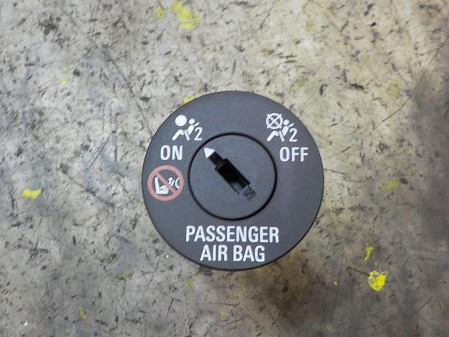 13577258 Botón de desactivación del airbag  disponible Utrera