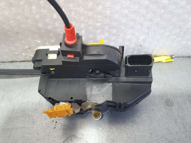 OPEL 13579522 Cerradura de puerta delantera izquierda  comprar en Ponferrada
