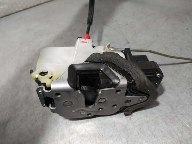 13579523 OPEL Cerradura de puerta delantera derecha  comprar en Oviedo