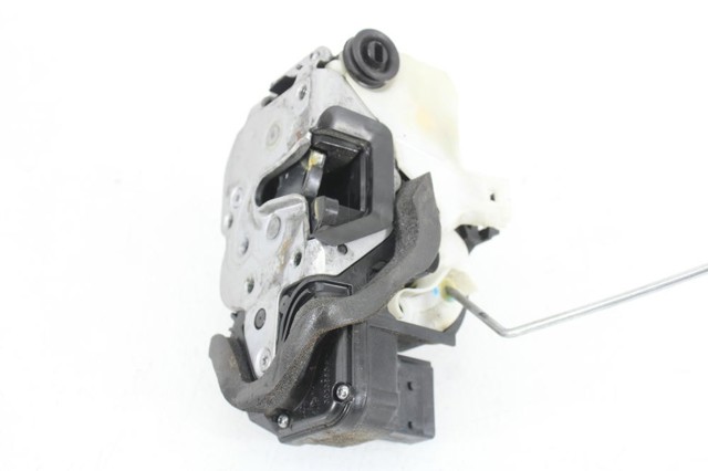 OPEL 13579556 Cerradura de la puerta trasera derecha  comprar en Albacete