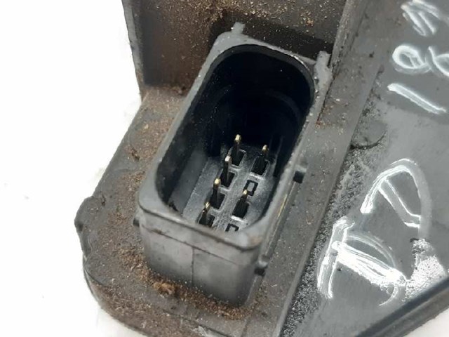 13579556 Cerradura de la puerta trasera derecha  comprar en Pontevedra