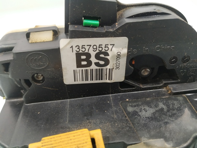 GM 13579557 Cerradura de puerta trasera izquierda  comprar en Albacete