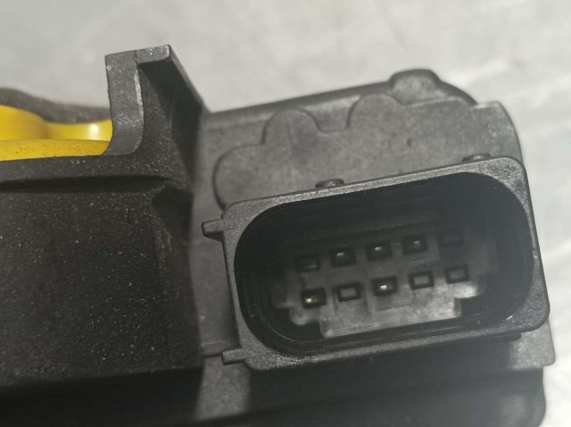 OPEL 13579557 Cerradura de puerta trasera izquierda  en stock Terrassa