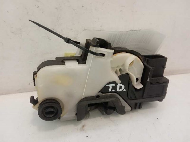 13579566 GM Cerradura de la puerta trasera derecha  en stock Gandía