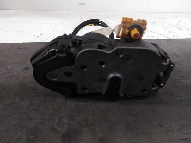 13579566 Cerradura de la puerta trasera derecha  en stock Castellón