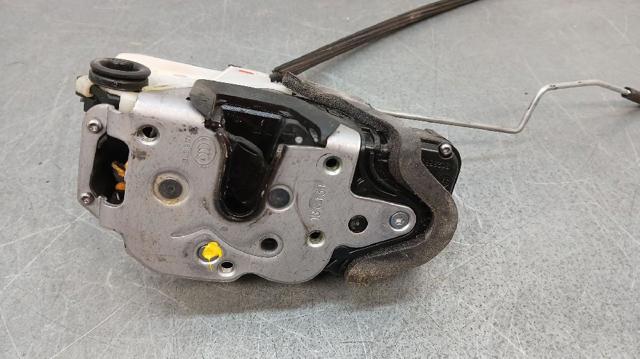 OPEL 13579566 Cerradura de la puerta trasera derecha  comprar en Murcia