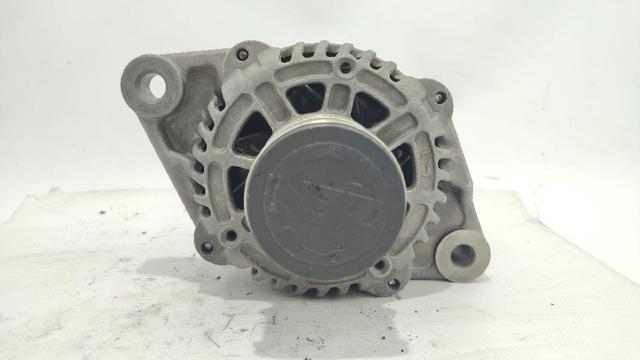 13579668 Alternador  disponible Málaga