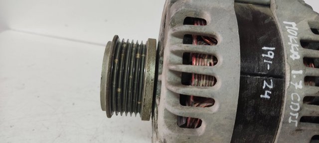 OPEL 13579675 Alternador  disponible España