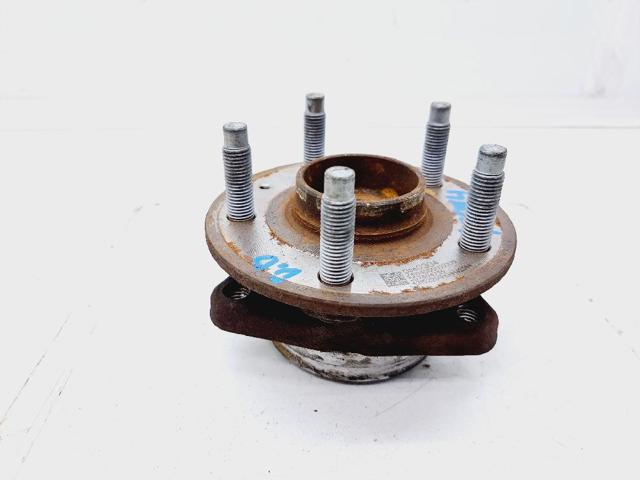 OPEL 13580304 Cubo de rueda delantero  disponible Lugo