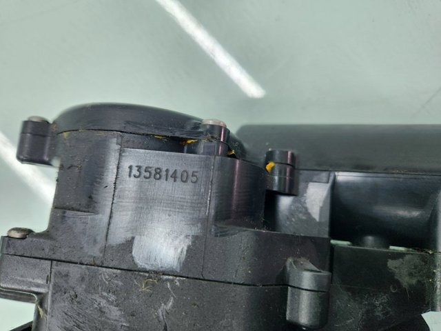 13581405 Cerradura de tapa de maletero  comprar en Zaragoza