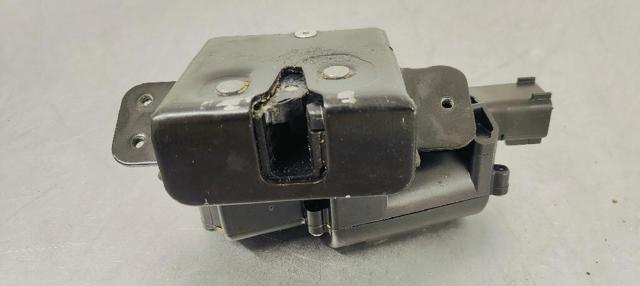 Cerradura de portón trasero 13581405 OPEL