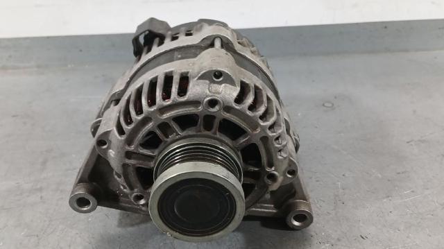 Alternador del motor 13581885 OPEL