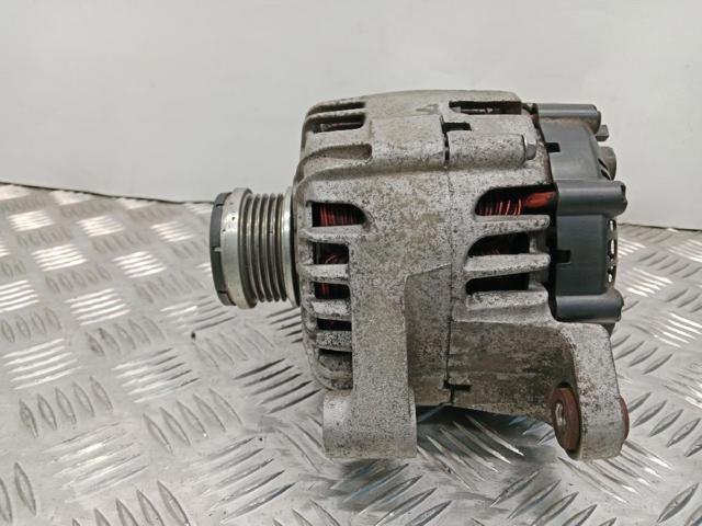 13581893 Alternador  comprar en Pontevedra