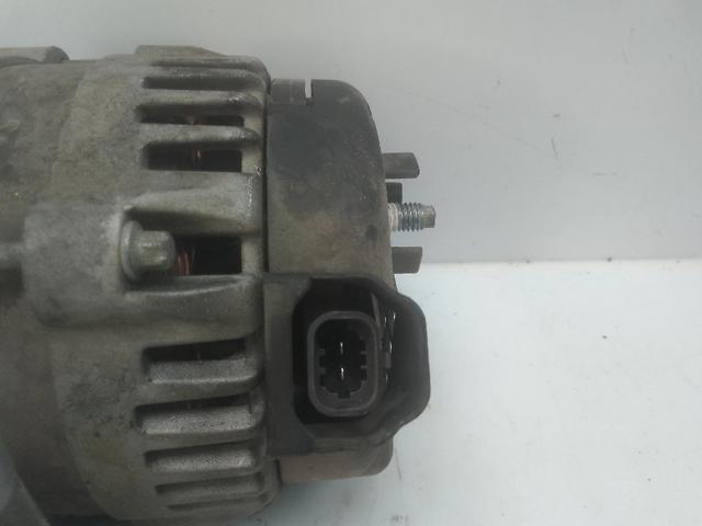 Alternador 13586367 Opel