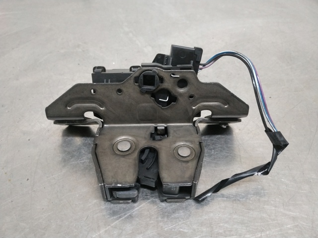 OPEL 13587646 Cerradura de maletero comprar Tarragona
