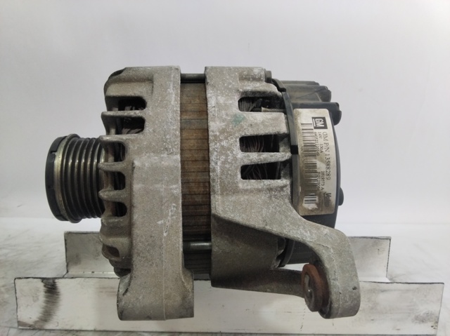 Dynamo 13588289 OPEL