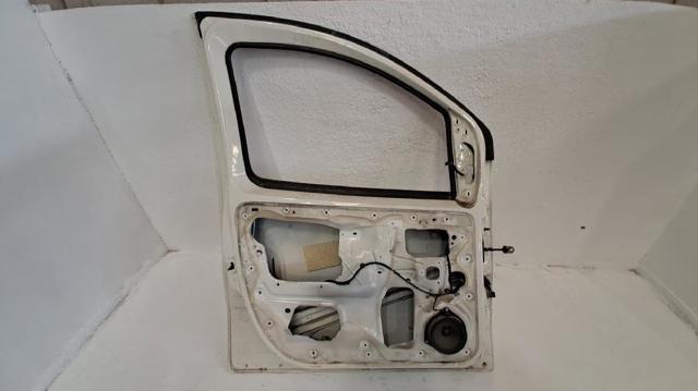 Precio del repuesto Puerta del conductor Qubo  monovolumen