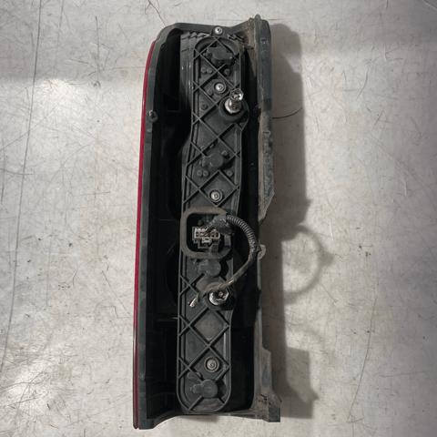 1366453080 FIAT Piloto trasero derecho  disponible Ourense