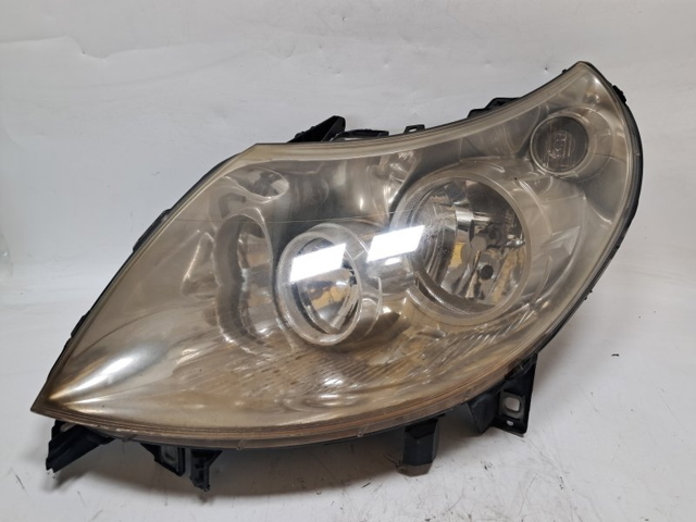 1369497080 Faro izquierdo comprar Girona