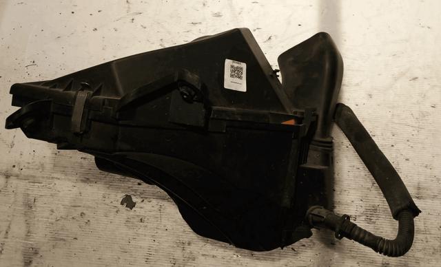 13718512599 BMW