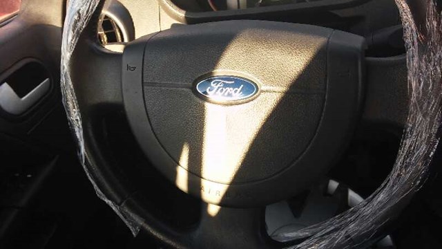 Airbag en el lado del conductor 1374108 Ford