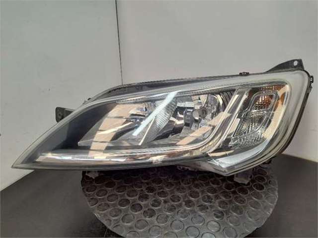 1374296080 Faro izquierdo  comprar en Reus