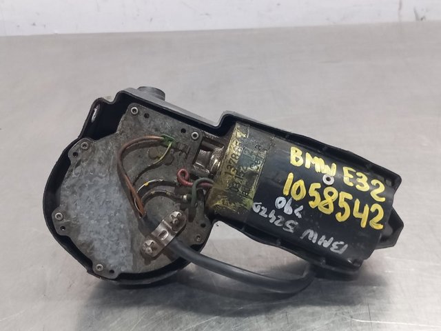 Motor del limpiaparabrisas BMW 7  (E32)