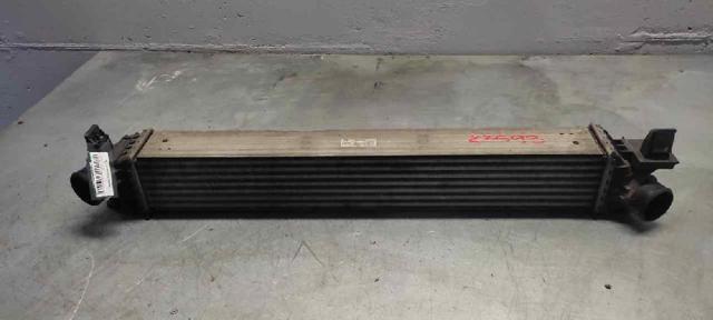 Radiador de aire de admisión 1382428080 FIAT