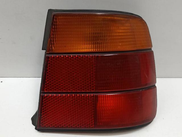 Piloto trasero exterior derecho 1384010 BMW