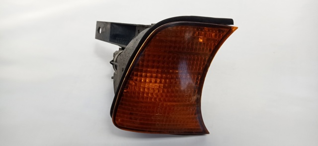 Piloto intermitente derecho 1384034 BMW