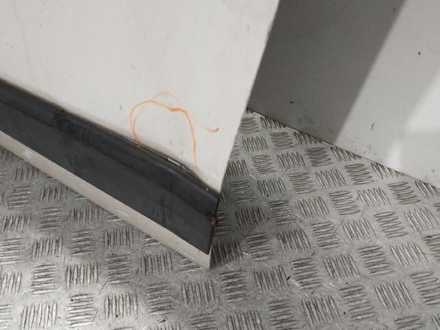 Puerta delantera izquierda Fiat Fiorino 225