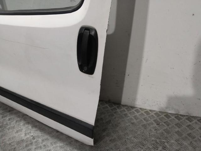 Puerta delantera izquierda Fiat Fiorino 225