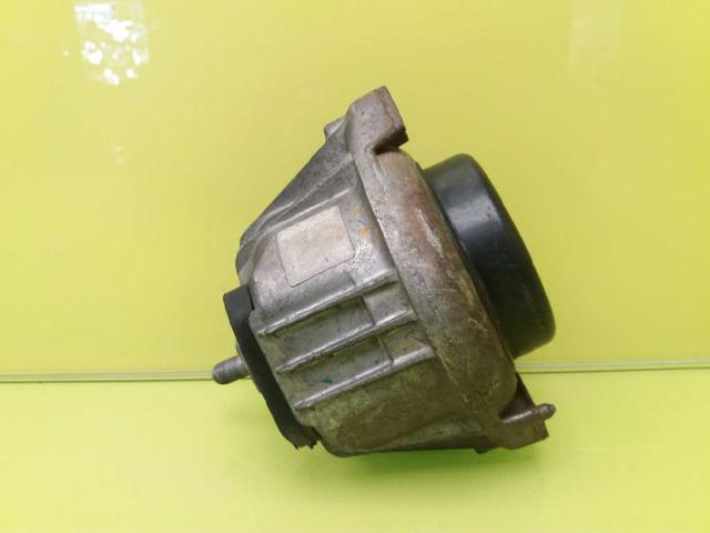 13981112 Soporte del soporte izquierdo del motor  en stock Sabadell