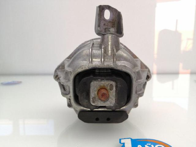 13981112 BMW Soporte del soporte izquierdo del motor  en stock Huelva