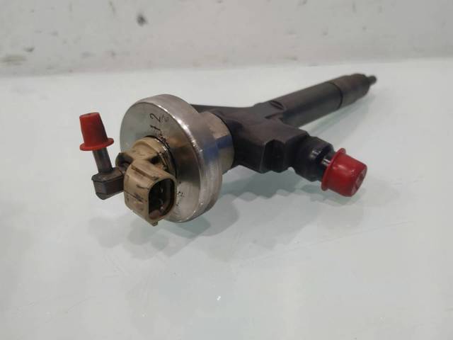 13H50A Inyector de combustible  disponible Burgos