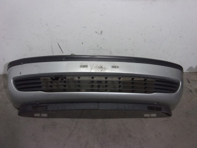Paragolpes delantero 1400132 OPEL