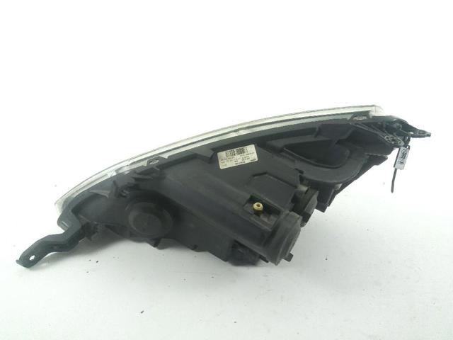 1400455380 Faro derecho  disponible Utrera
