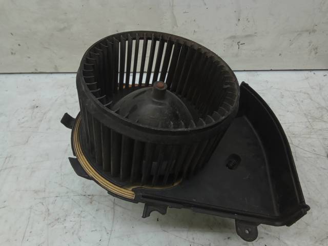 PEUGEOT 1401366880 Motor del ventilador del calefactor  comprar en Ponferrada
